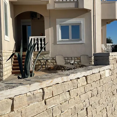 Punta - * زادار