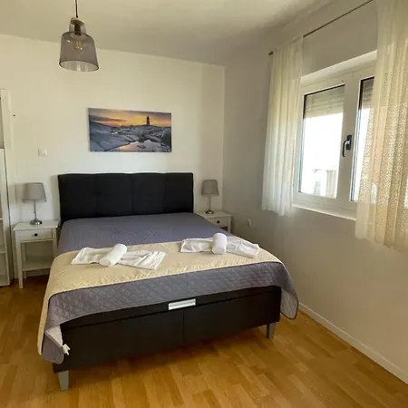 Punta - * زادار